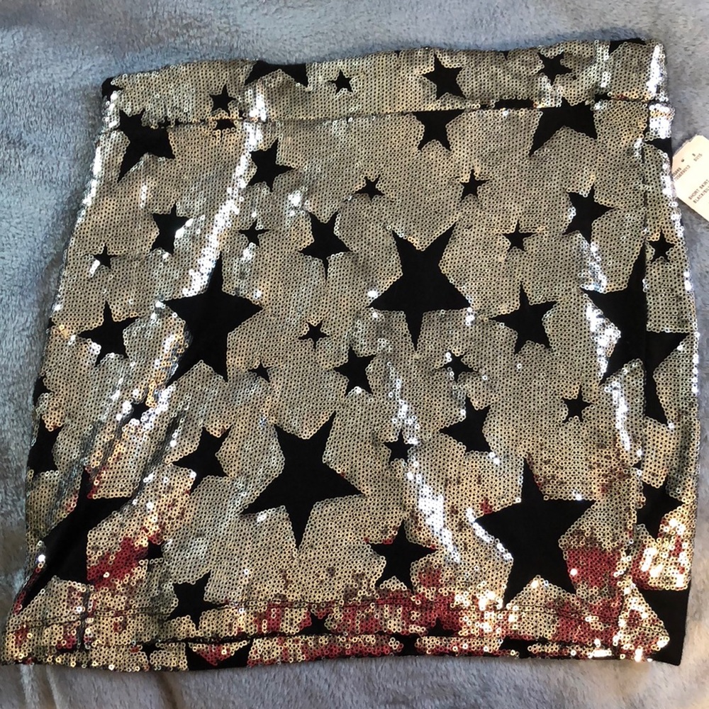Sequin pencil skirt